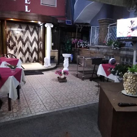 Hotel La Carina 格罗塔米纳尔达 外观 照片