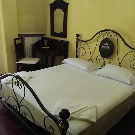 Hotel La Carina 格罗塔米纳尔达 外观 照片