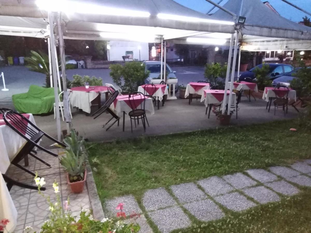 Hotel La Carina 格罗塔米纳尔达 外观 照片