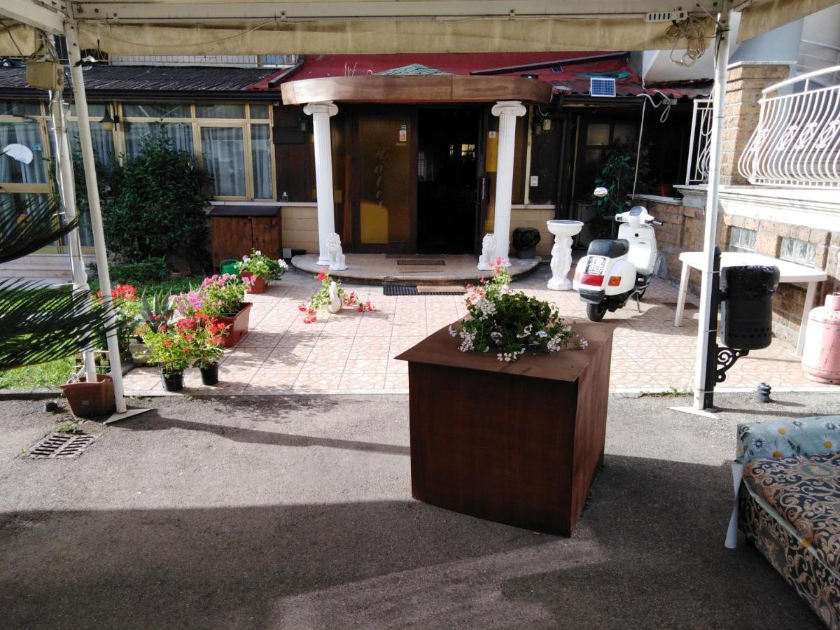 Hotel La Carina 格罗塔米纳尔达 外观 照片