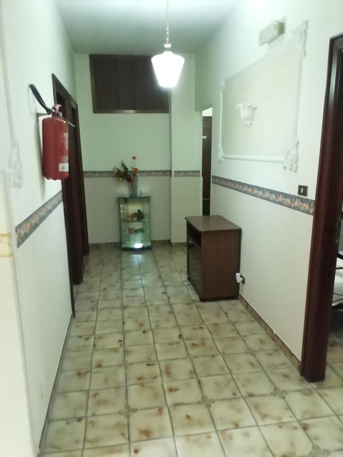 Hotel La Carina 格罗塔米纳尔达 外观 照片